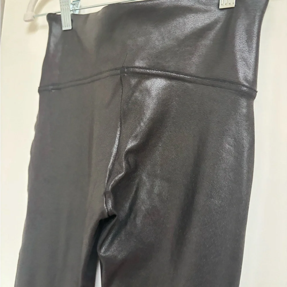 SPANX Black faux leather Shaping Leggings - Picture 3 of 4
